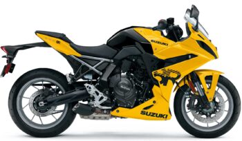SUZUKI GSX-8R full